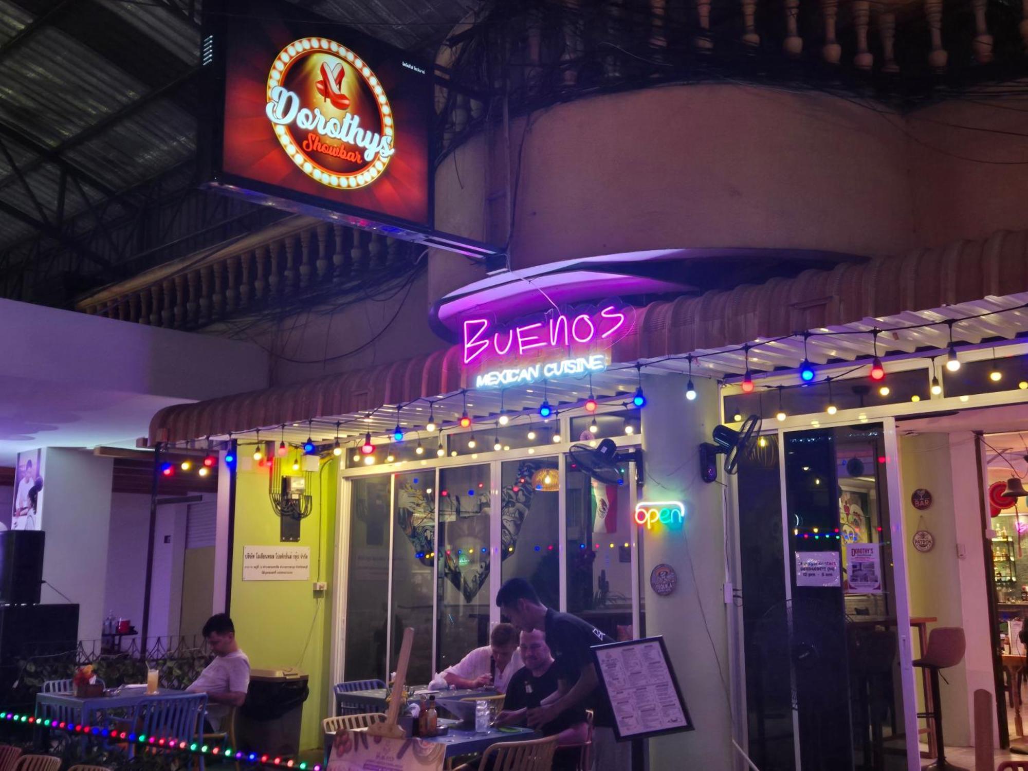 Dorothys Hotel Pattaya Luaran gambar