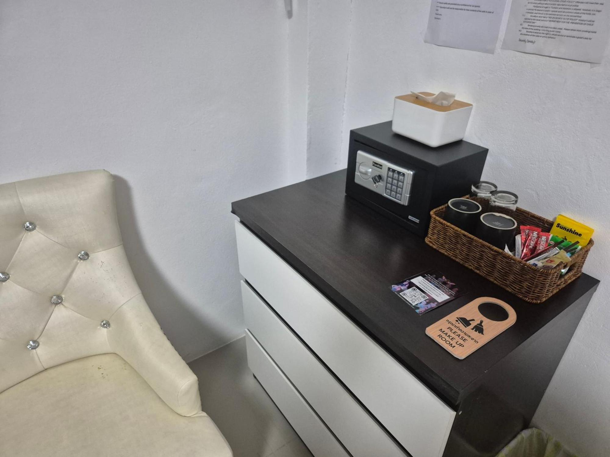 Dorothys Hotel Pattaya Luaran gambar