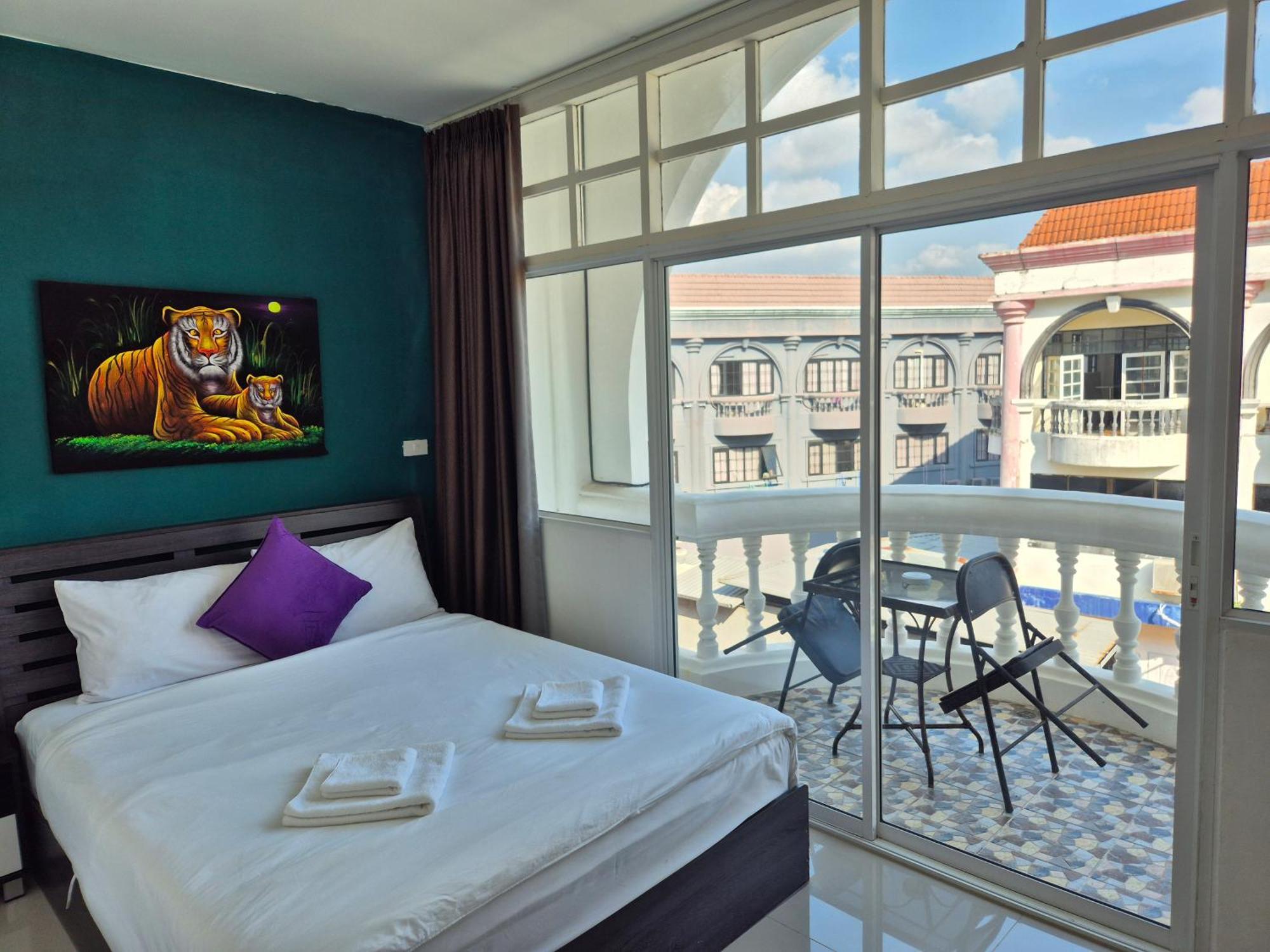 Dorothys Hotel Pattaya Luaran gambar