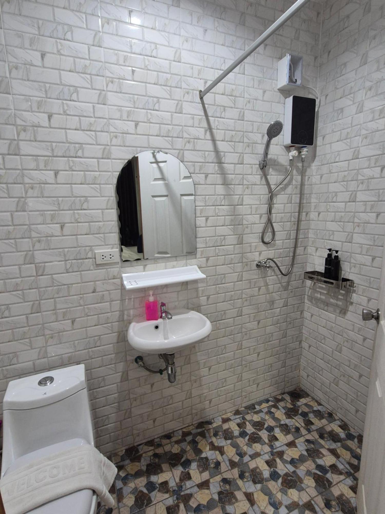 Dorothys Hotel Pattaya Luaran gambar