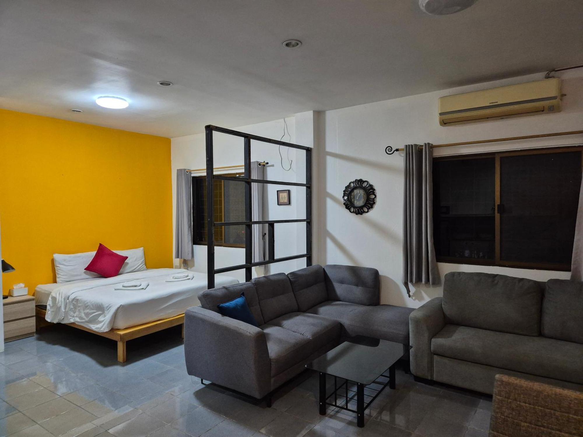 Dorothys Hotel Pattaya Luaran gambar